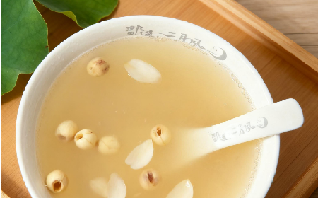 冬日圍爐時光，一碗野生葛粉撫平滿身燥意